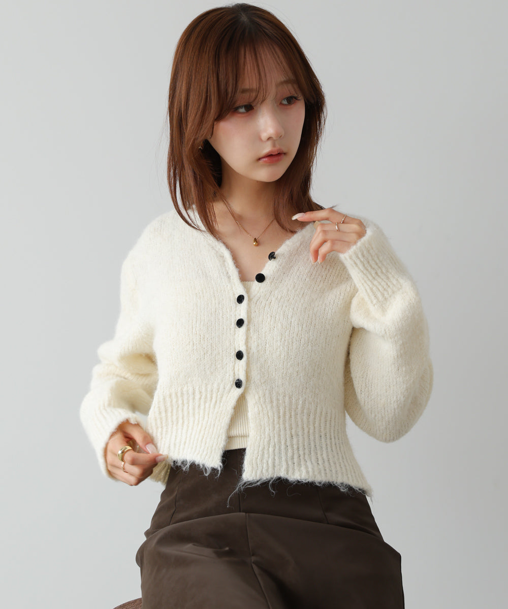 ショートシャギーくるみボタンカーディガン