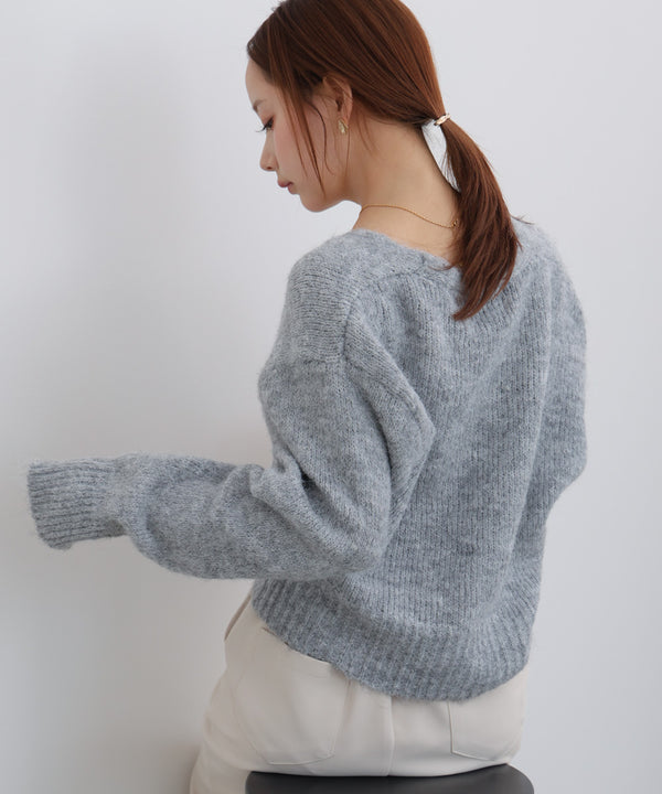 ショートシャギーくるみボタンカーディガン