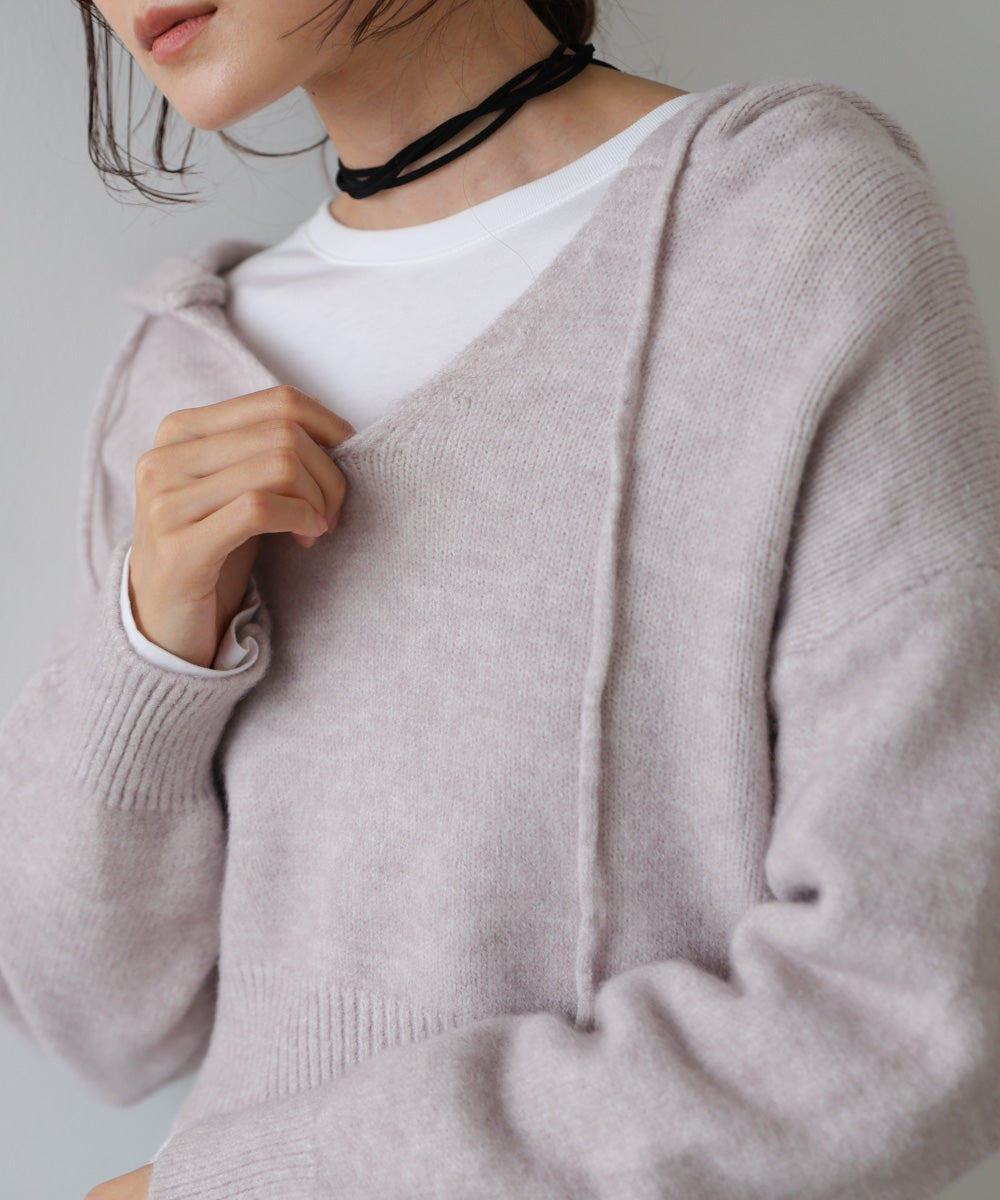 フーディーニットトップス