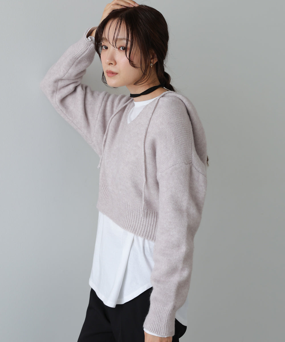 フーディーニットトップス