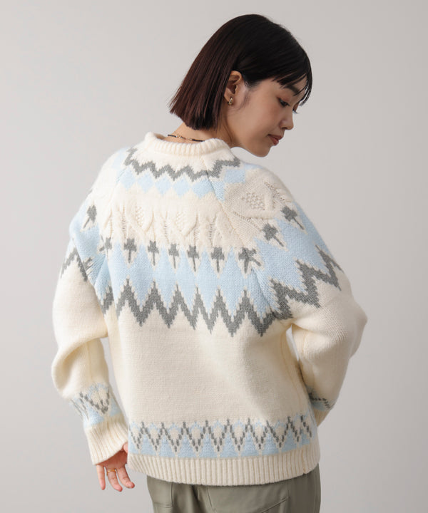 ノルディック柄ニット