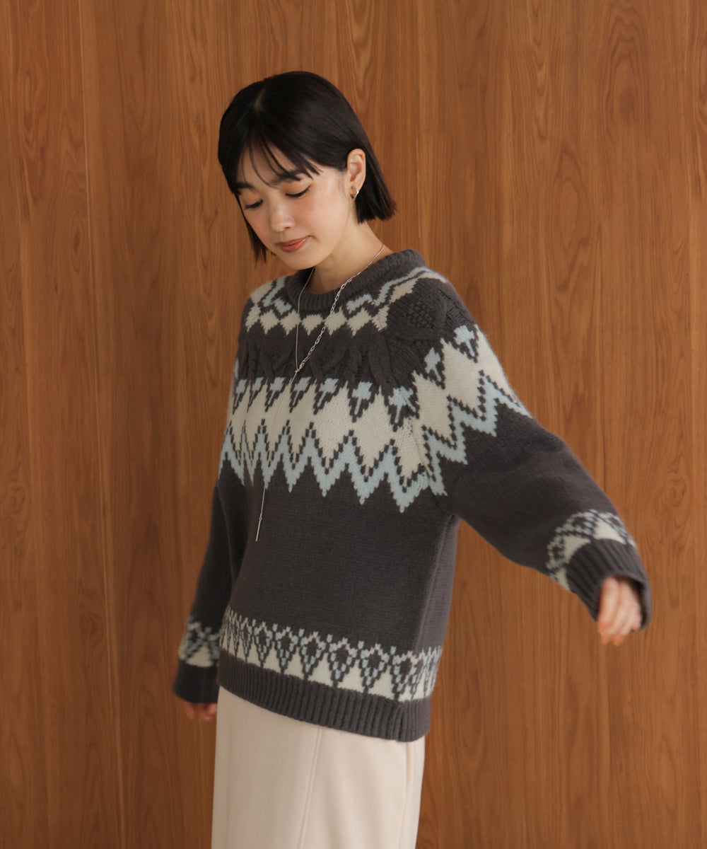 ノルディック柄ニット