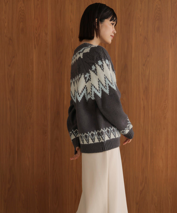 ノルディック柄ニット