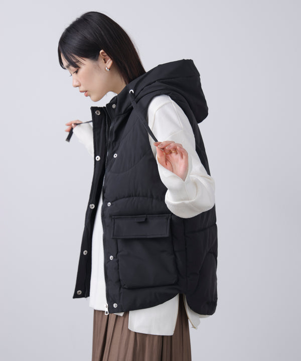 中綿フードベスト