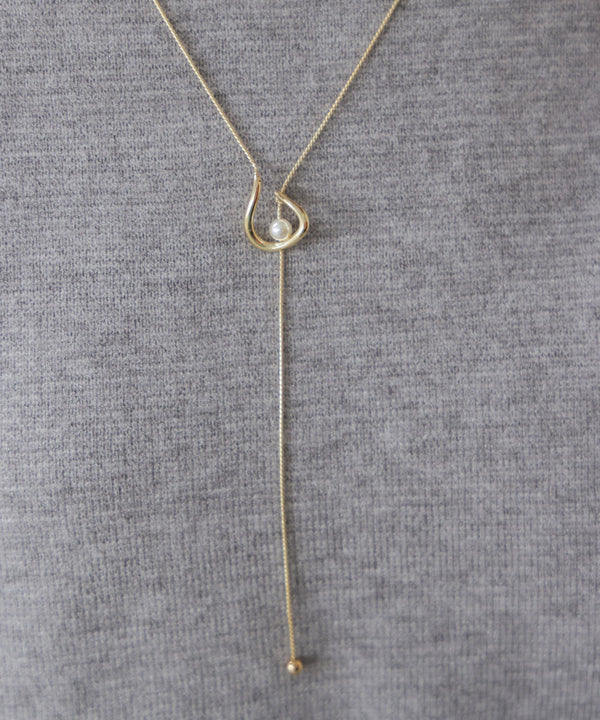 フックパールスライドネックレス