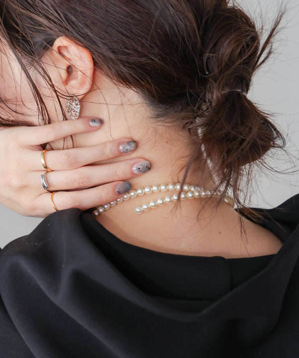 ワイヤーボールネックレス