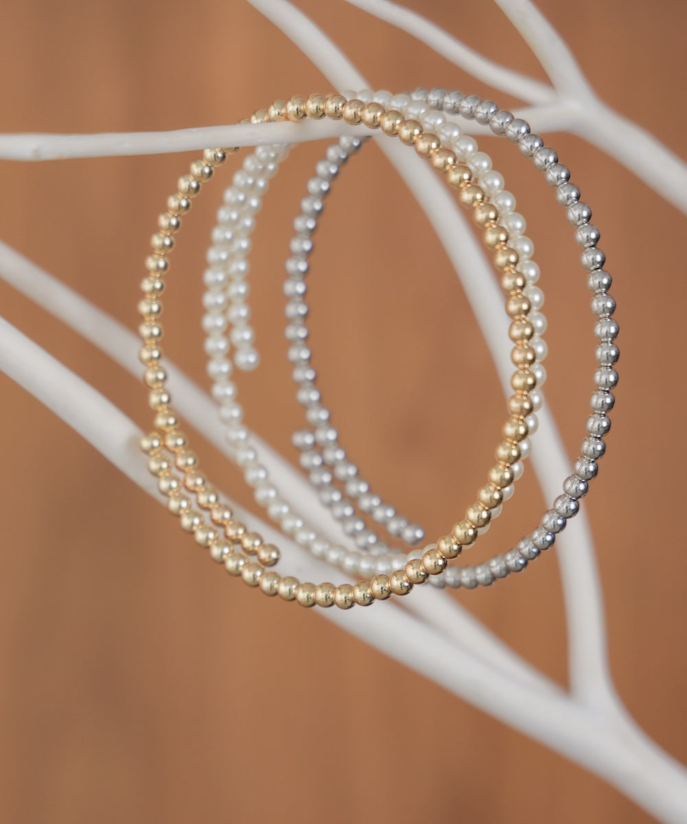 ワイヤーボールネックレス