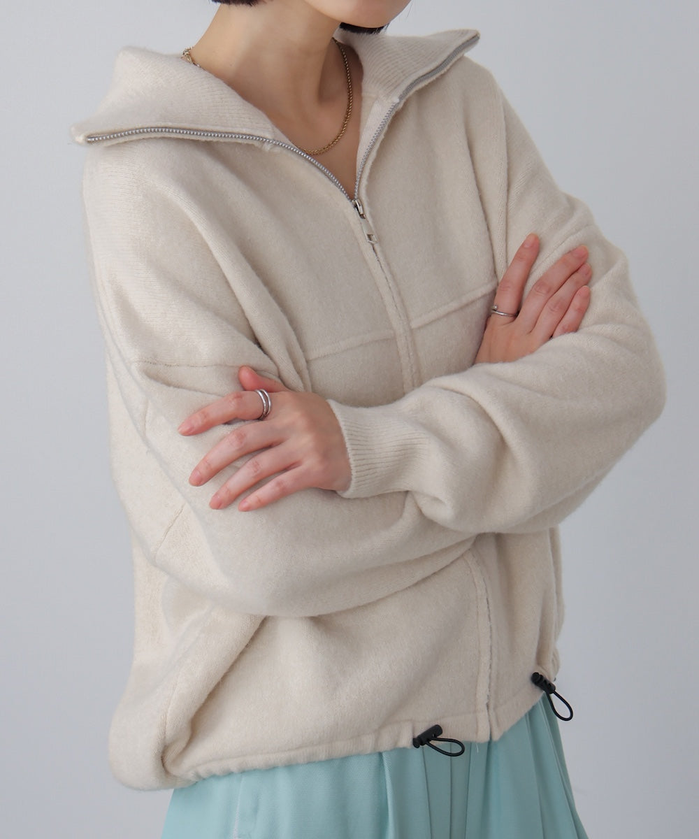 ニットライトジップアウター