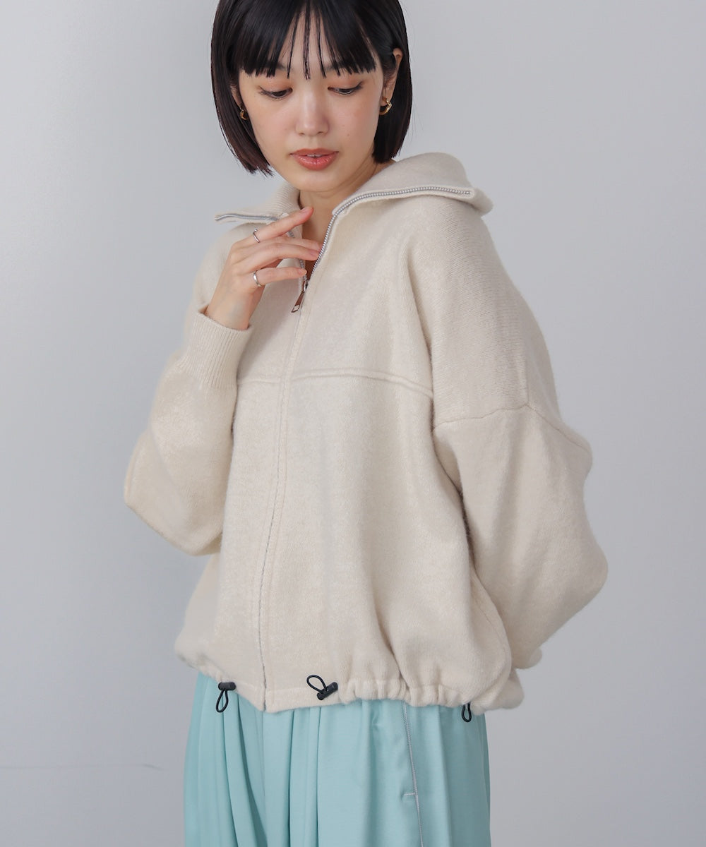 ニットライトジップアウター