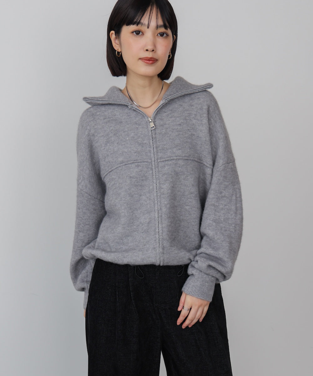 ニットライトジップアウター