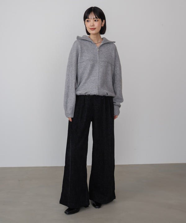 ニットライトジップアウター