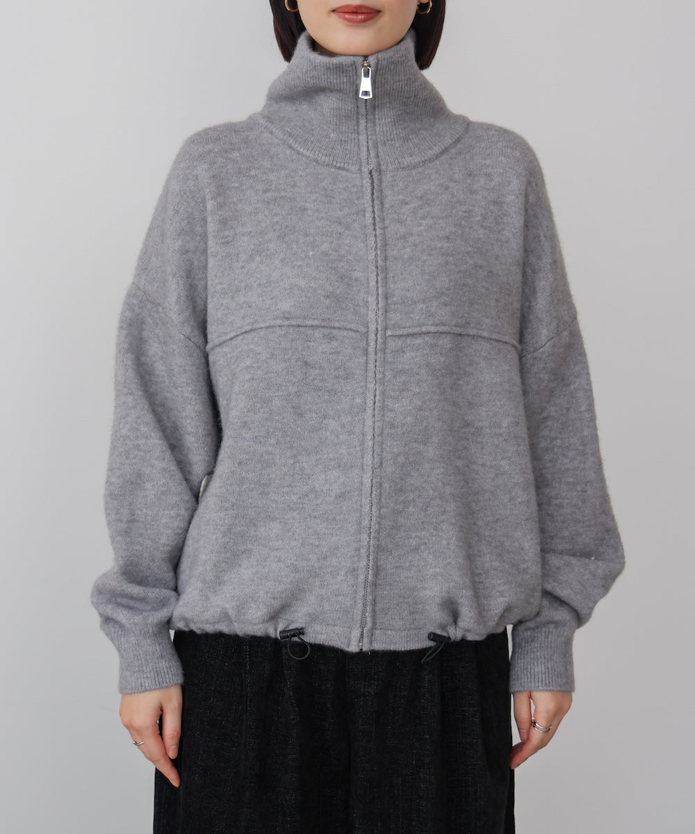 ニットライトジップアウター