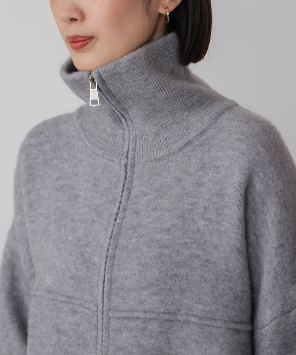 ニットライトジップアウター