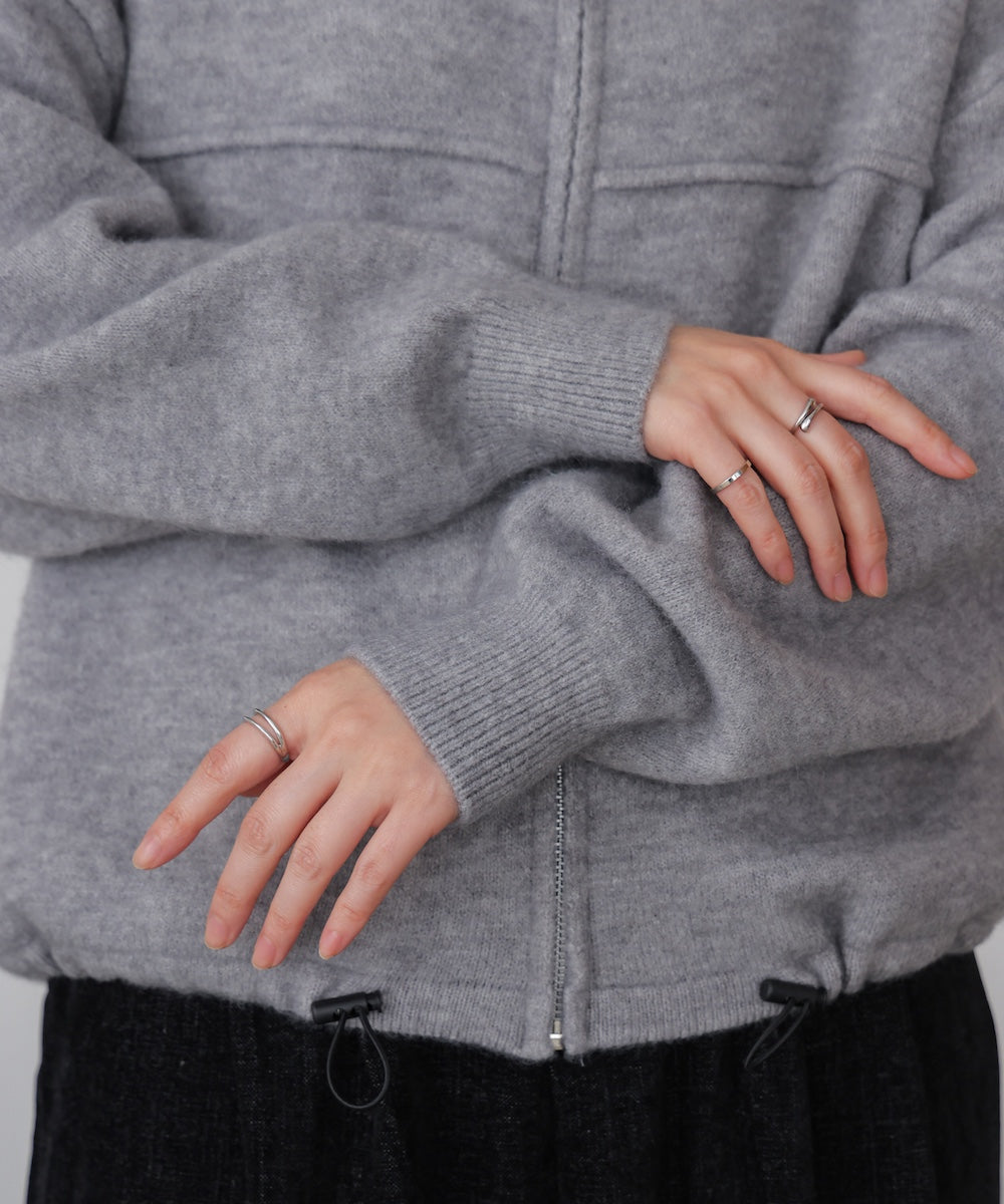 ニットライトジップアウター