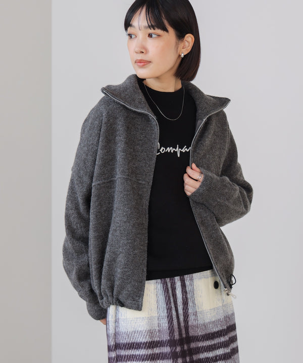 ニットライトジップアウター