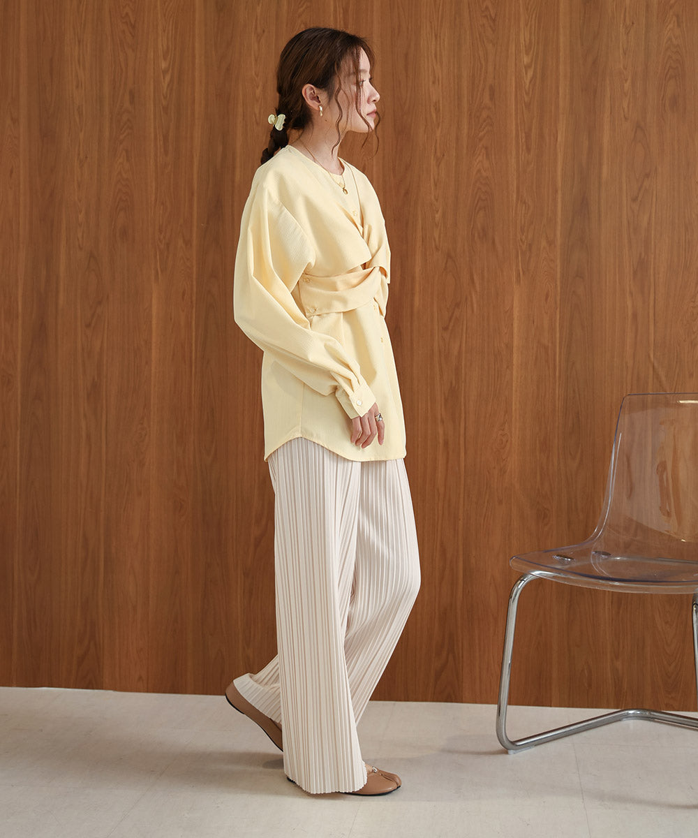 フロントねじりビスチェ風ブラウス