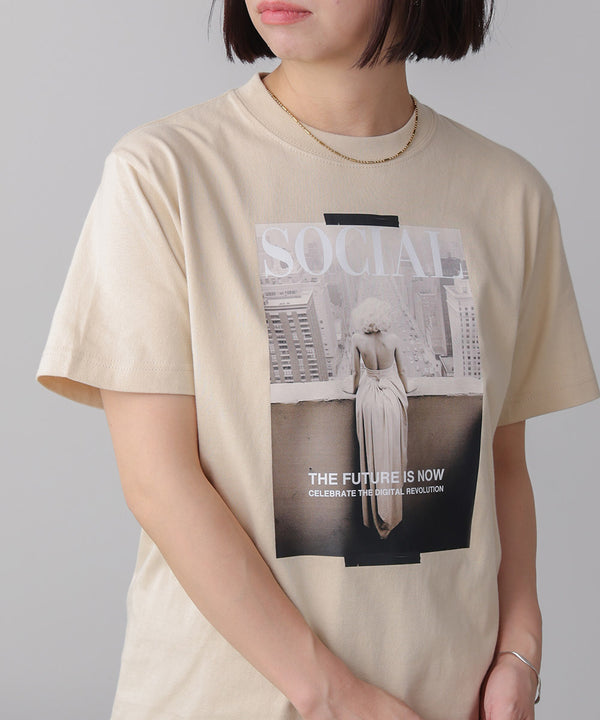 ＦＵＴＵＲＥＴシャツ