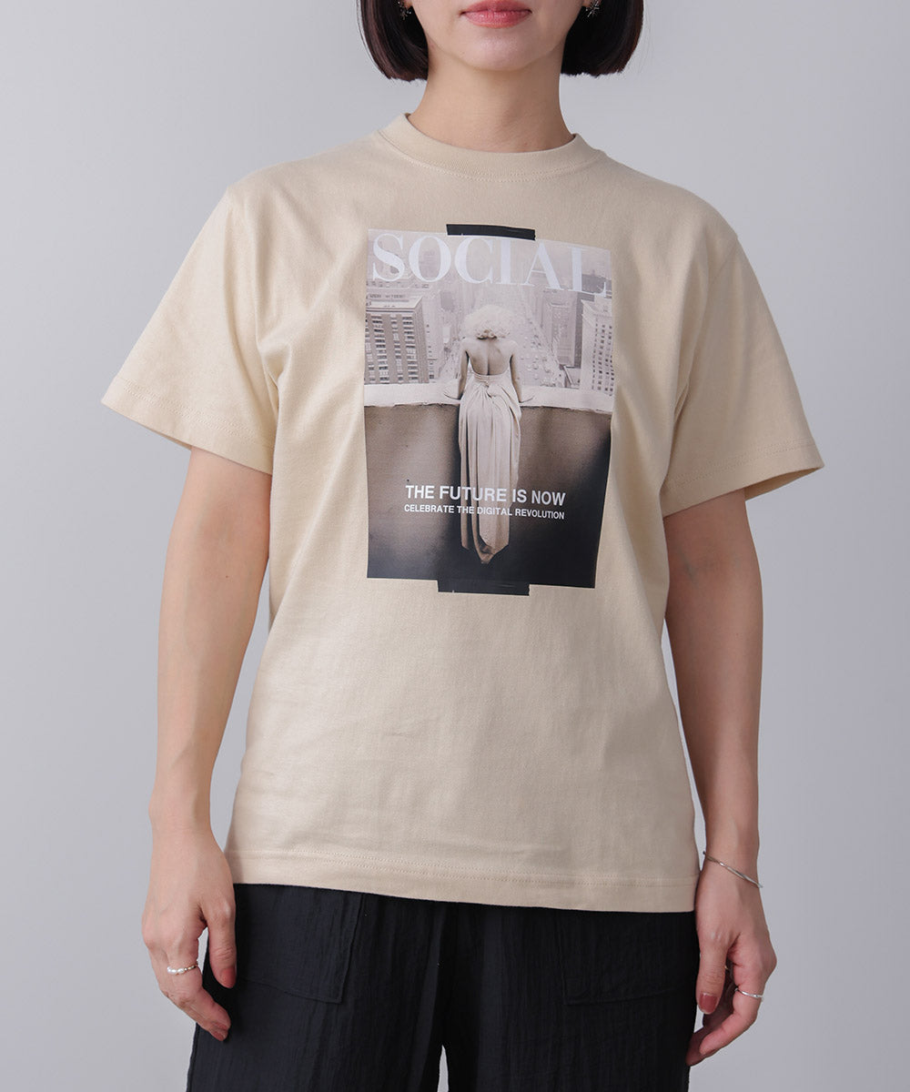 ＦＵＴＵＲＥＴシャツ
