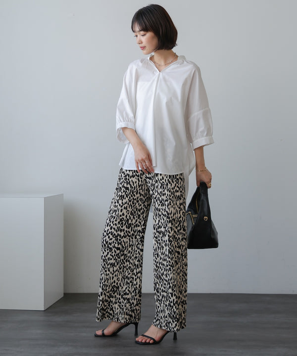 ［WEB限定］ストレッチプリーツパンツ