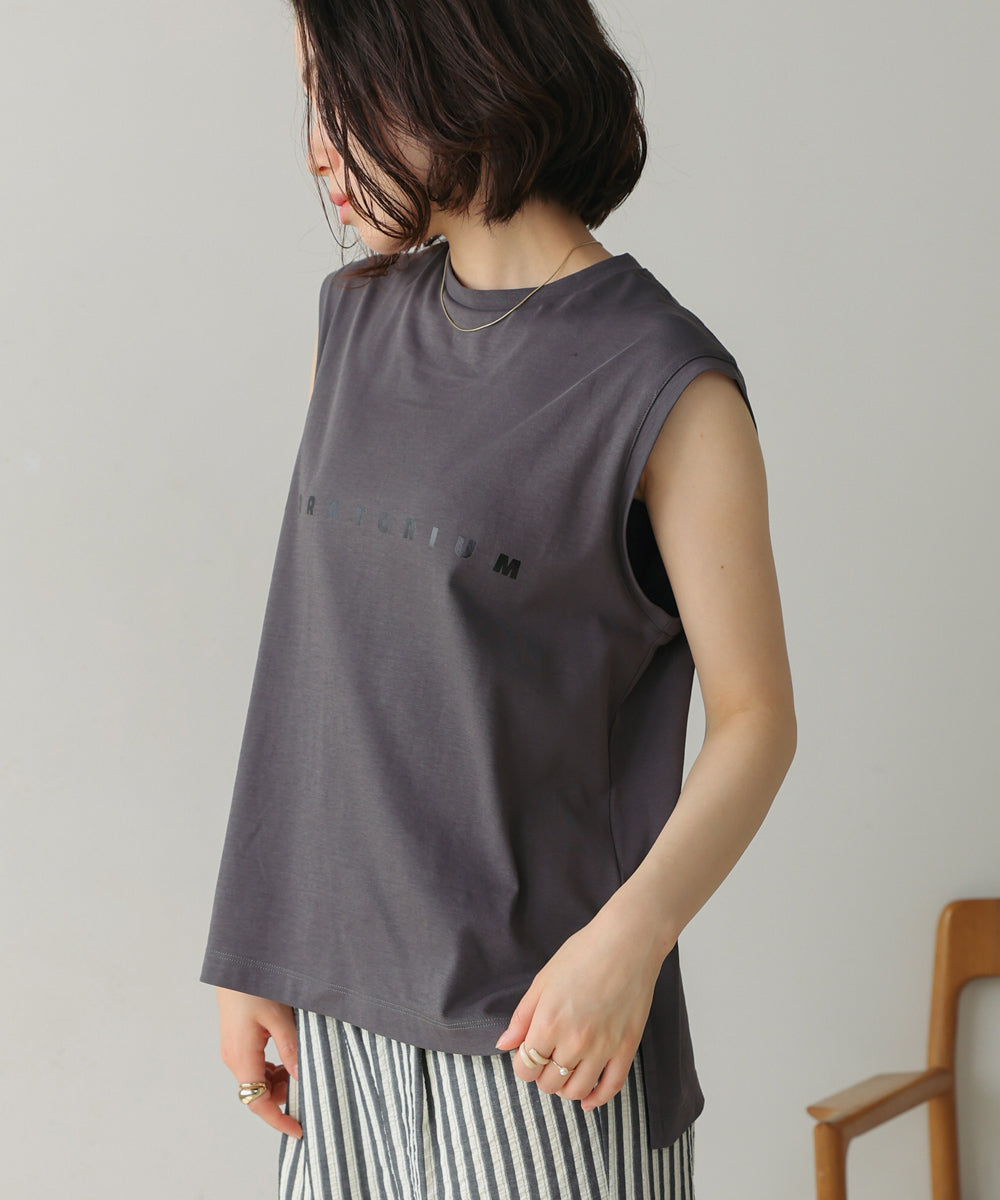 スモールロゴ箔ロゴＴシャツ
