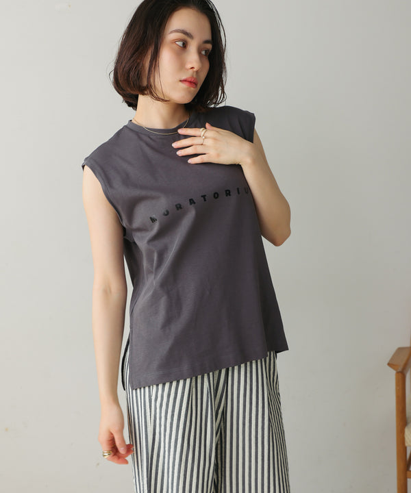 スモールロゴ箔ロゴＴシャツ