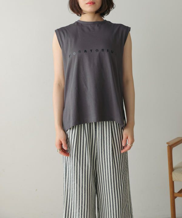 スモールロゴ箔ロゴＴシャツ