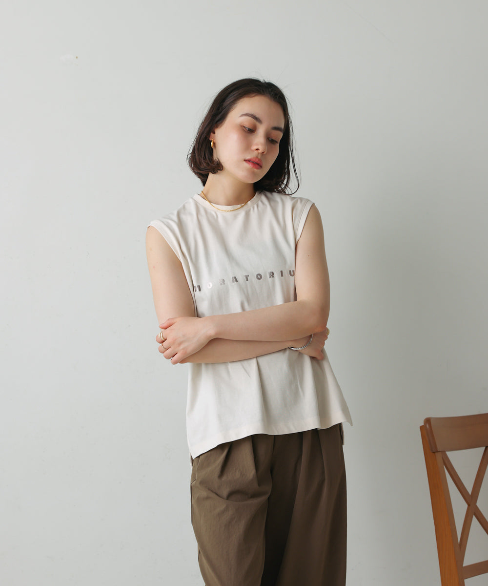 スモールロゴ箔ロゴＴシャツ