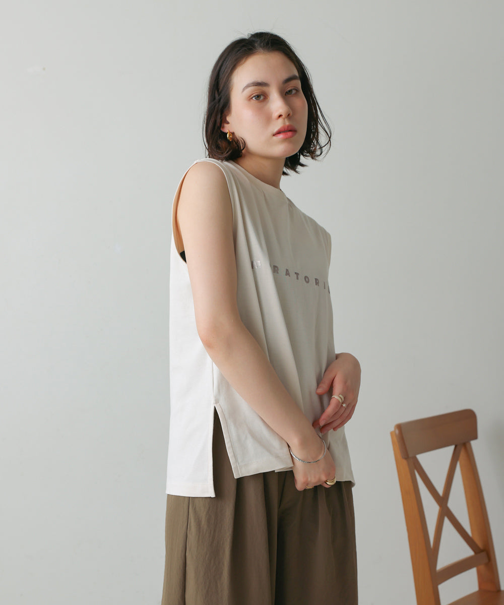 スモールロゴ箔ロゴＴシャツ