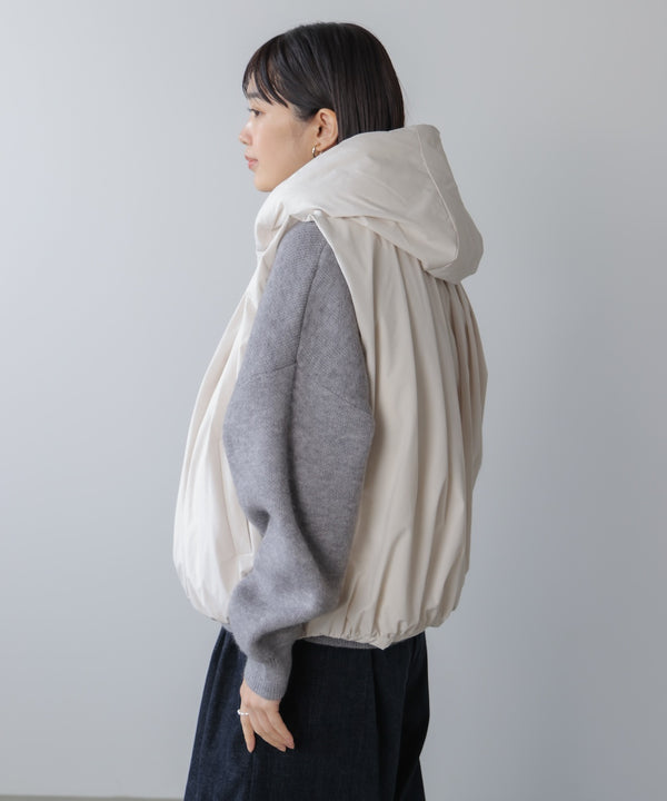 裾バルーンダウンベスト