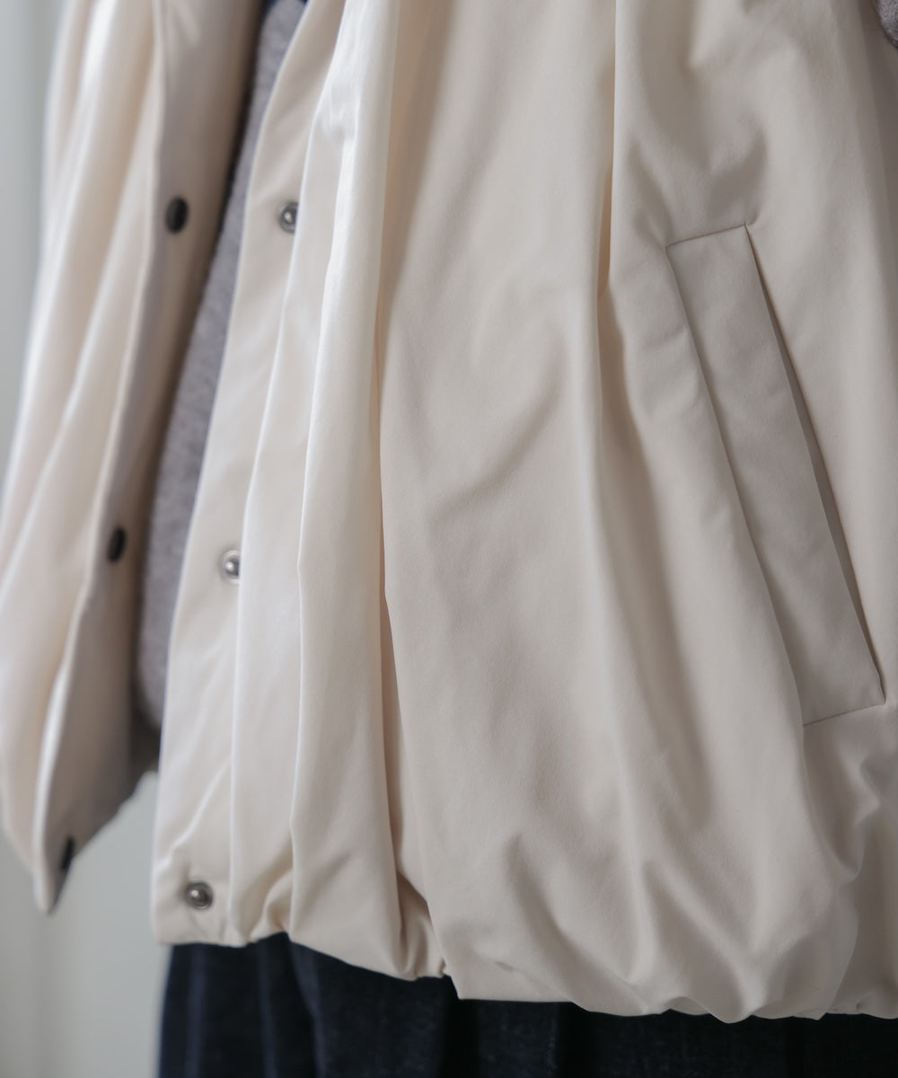 裾バルーンダウンベスト