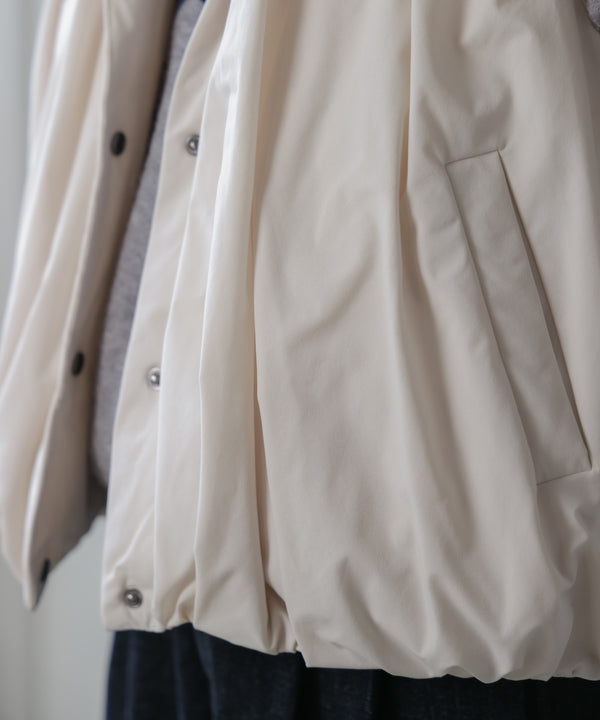 裾バルーンダウンベスト