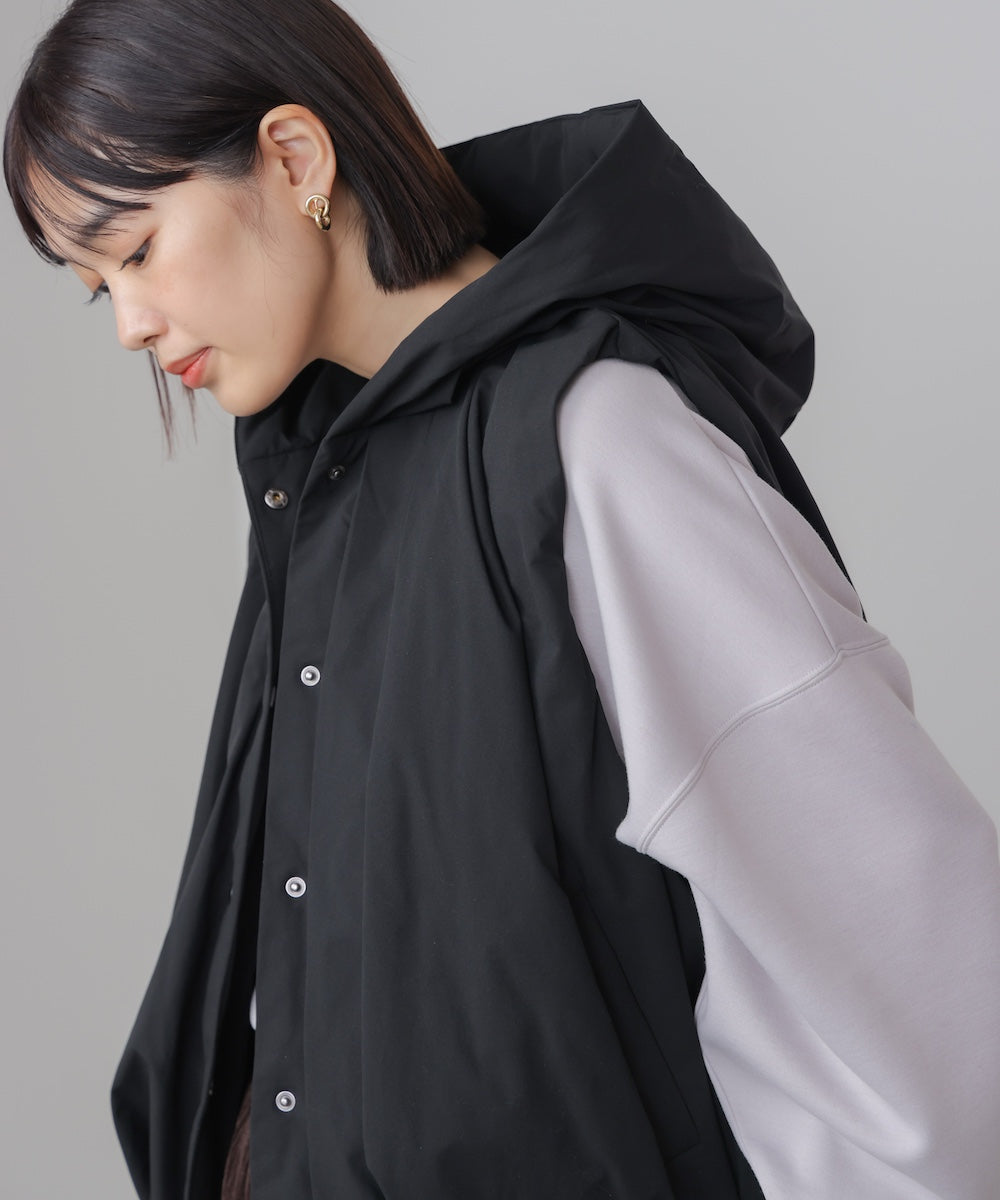 裾バルーンダウンベスト