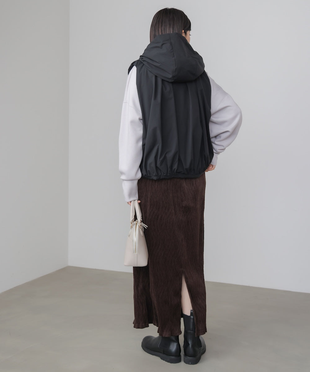 裾バルーンダウンベスト