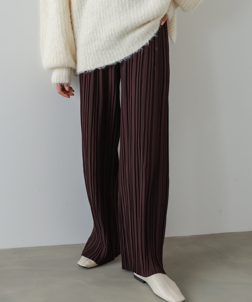 ランダムプリーツパンツ