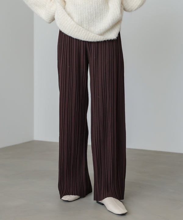 ランダムプリーツパンツ