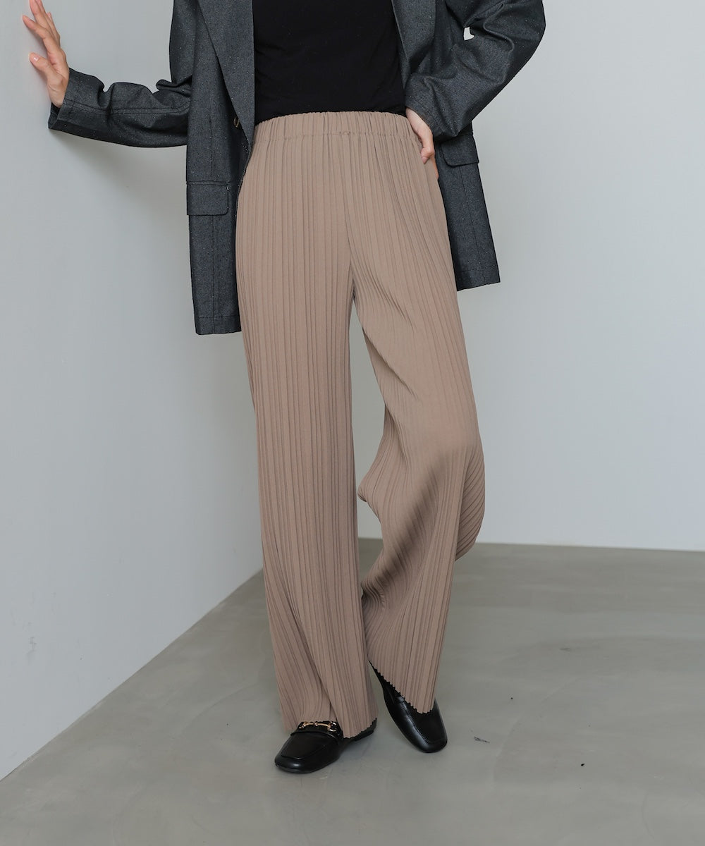 ランダムプリーツパンツ