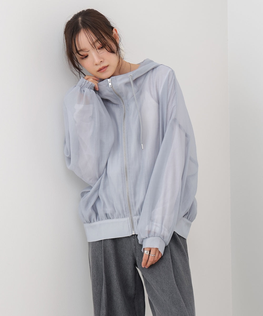フード付きシアーパーカー