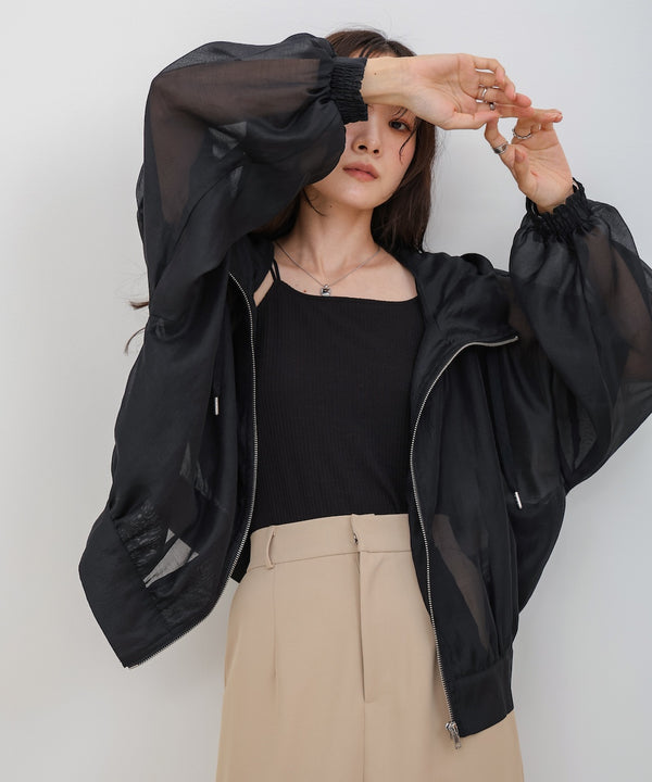 フード付きシアーパーカー