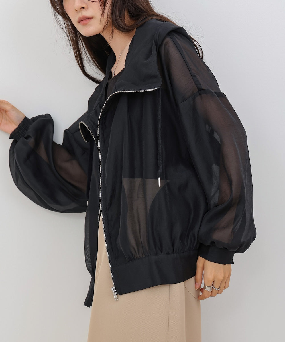 フード付きシアーパーカー