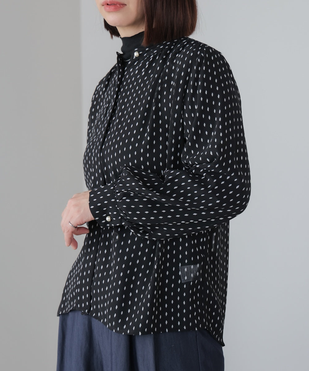 パターンシフォンブラウス