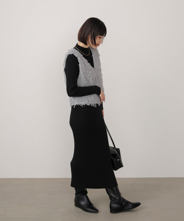 フェザーショートベスト