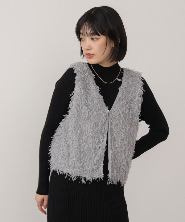 フェザーショートベスト