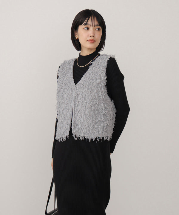 フェザーショートベスト