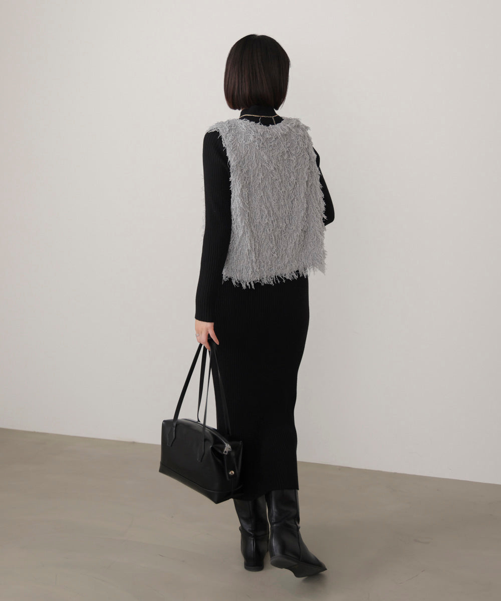 フェザーショートベスト