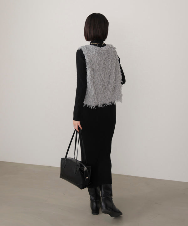 フェザーショートベスト