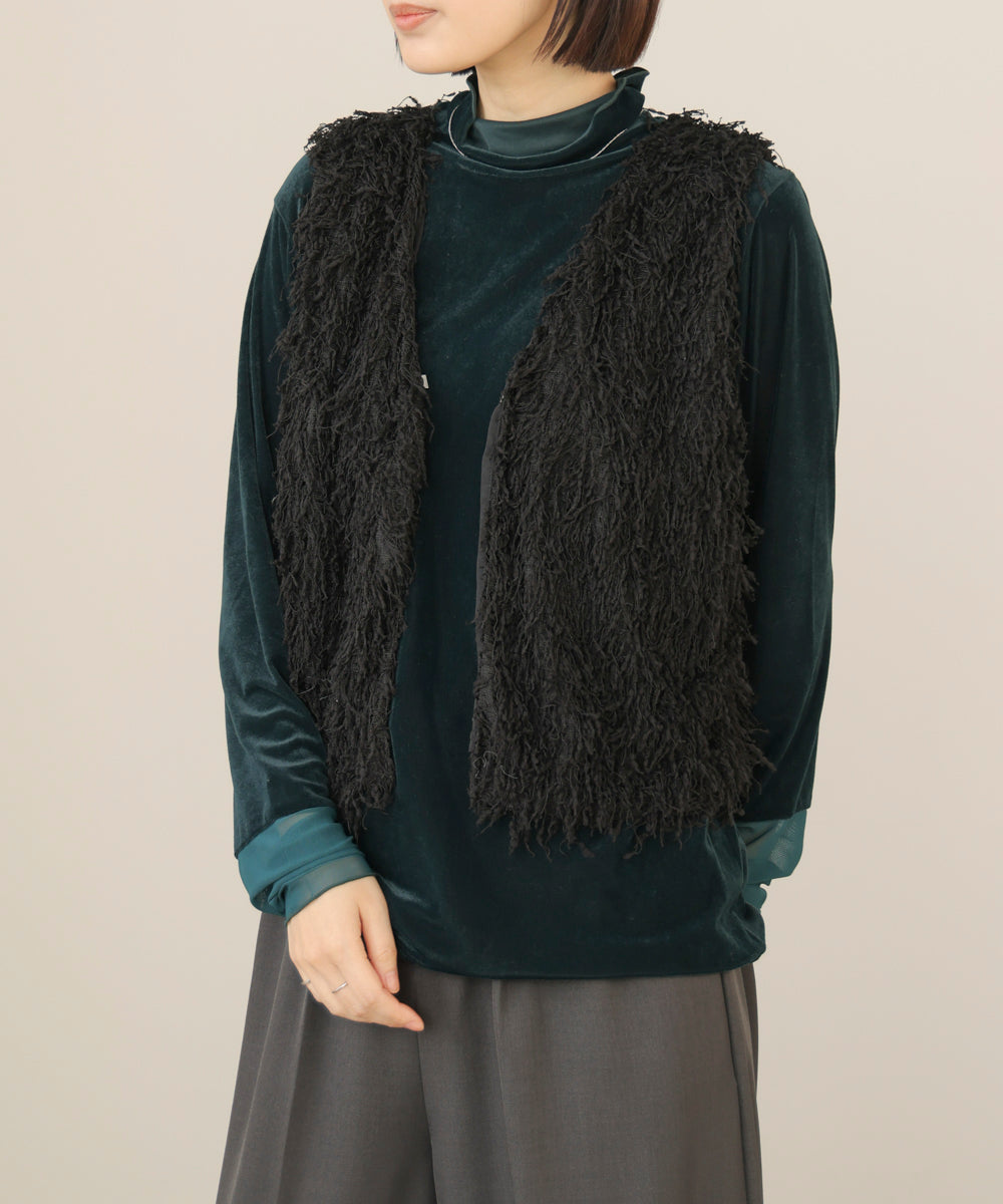 フェザーショートベスト