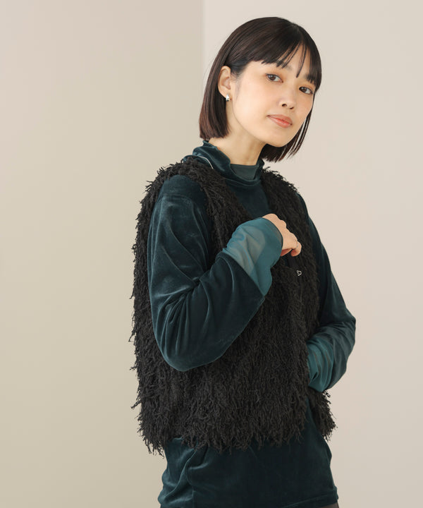 フェザーショートベスト