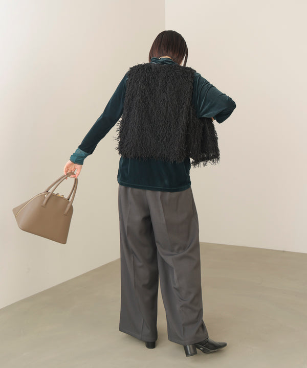 フェザーショートベスト