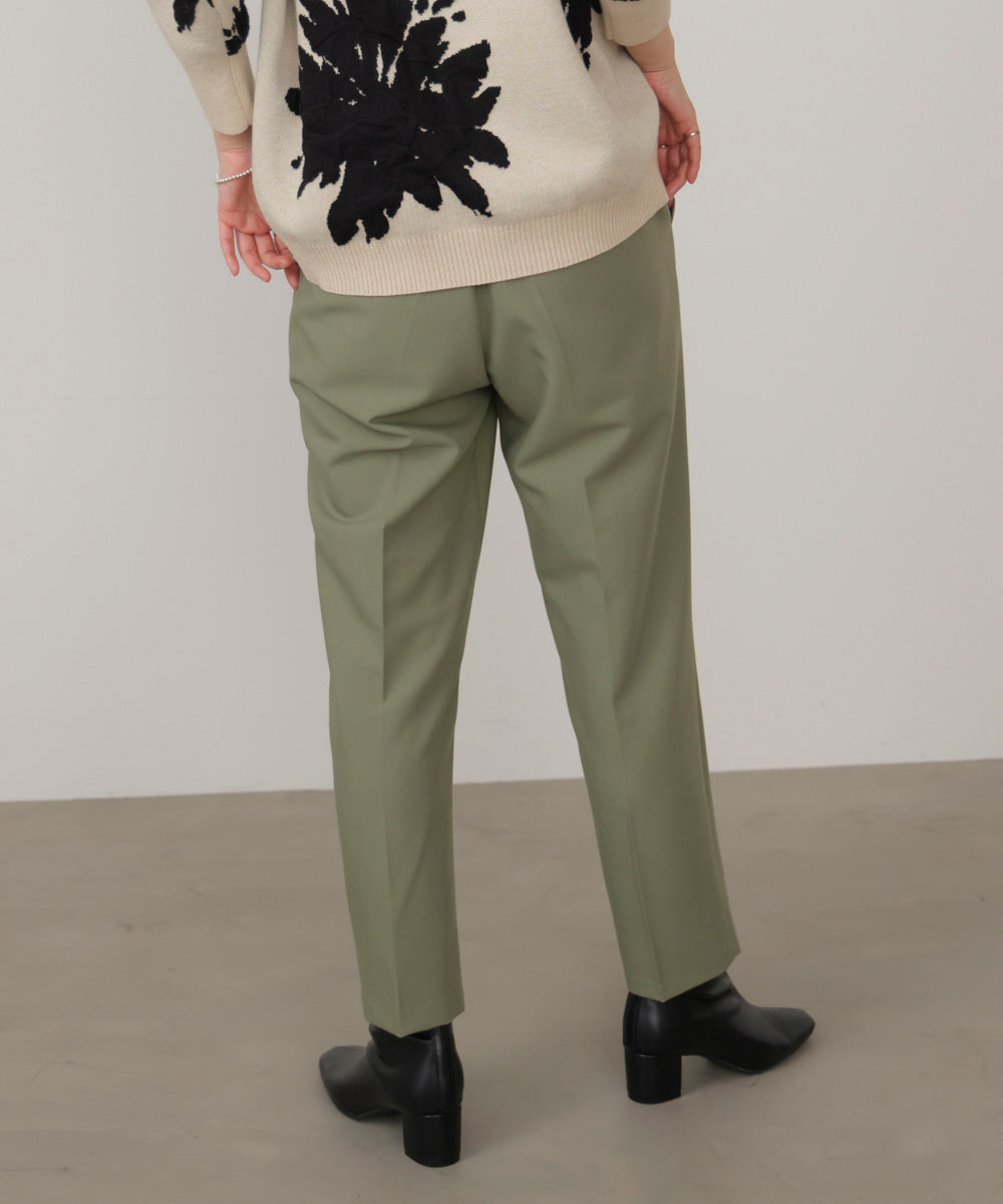 【WEB限定】スラっとテーパードパンツ