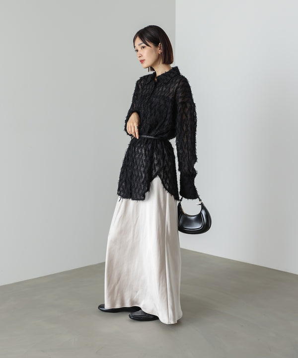 【WEB限定】フェザーライクシアーシャツ